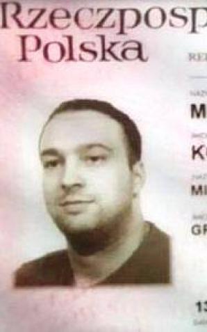 [VIDEO] Polski Rom siedzi za kratami w Wiedniu, bo pożyczył samochód. Czy przez błędy policji austriackiej i polskiej siedzi niewinny człowiek, wskazany jako sprawca kradzieży luksusowego BMW i próby potrącenia austriackiego Policjanta?